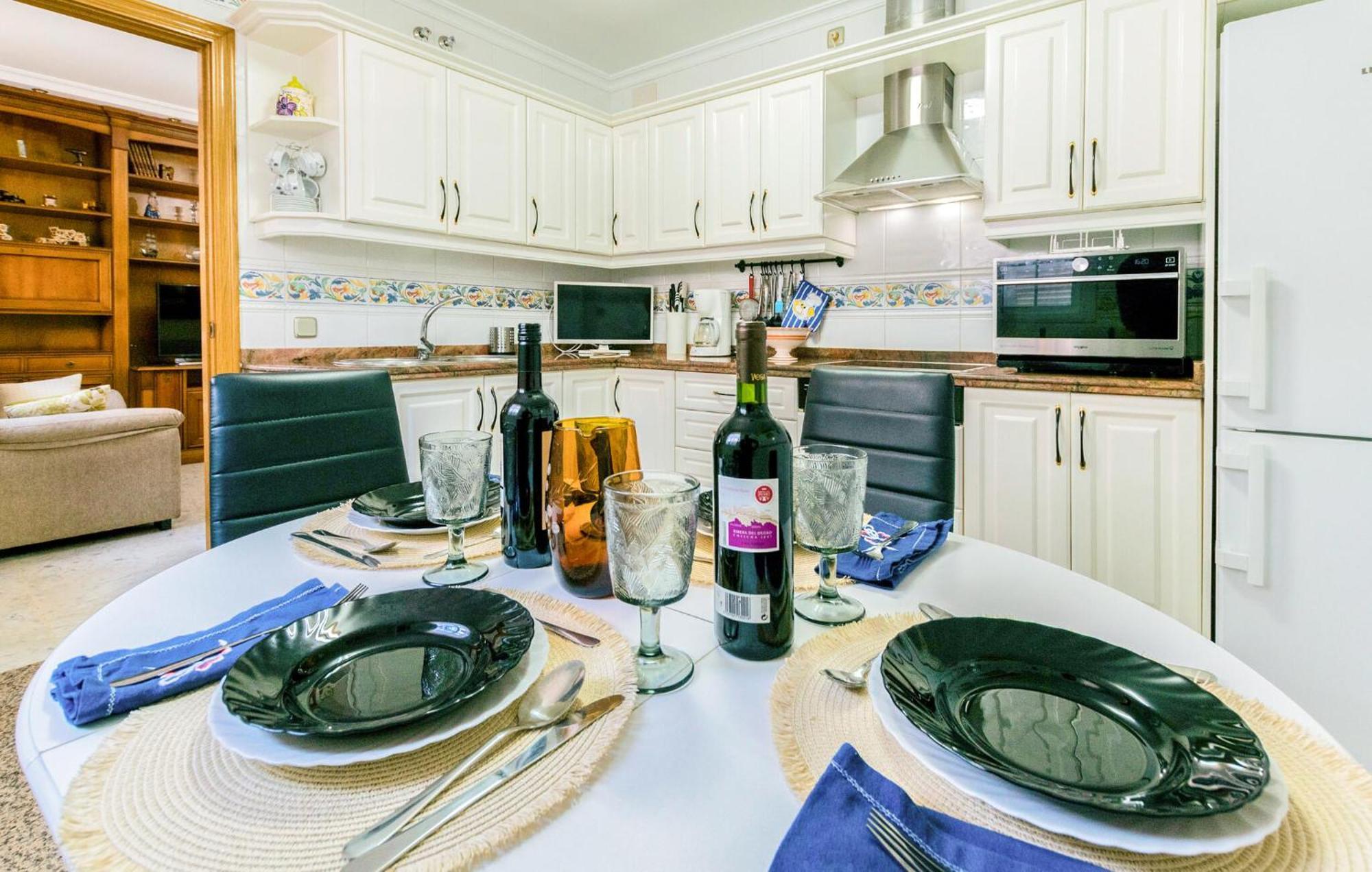 Cozy Apartment In Sevilla With Kitchen 外观 照片