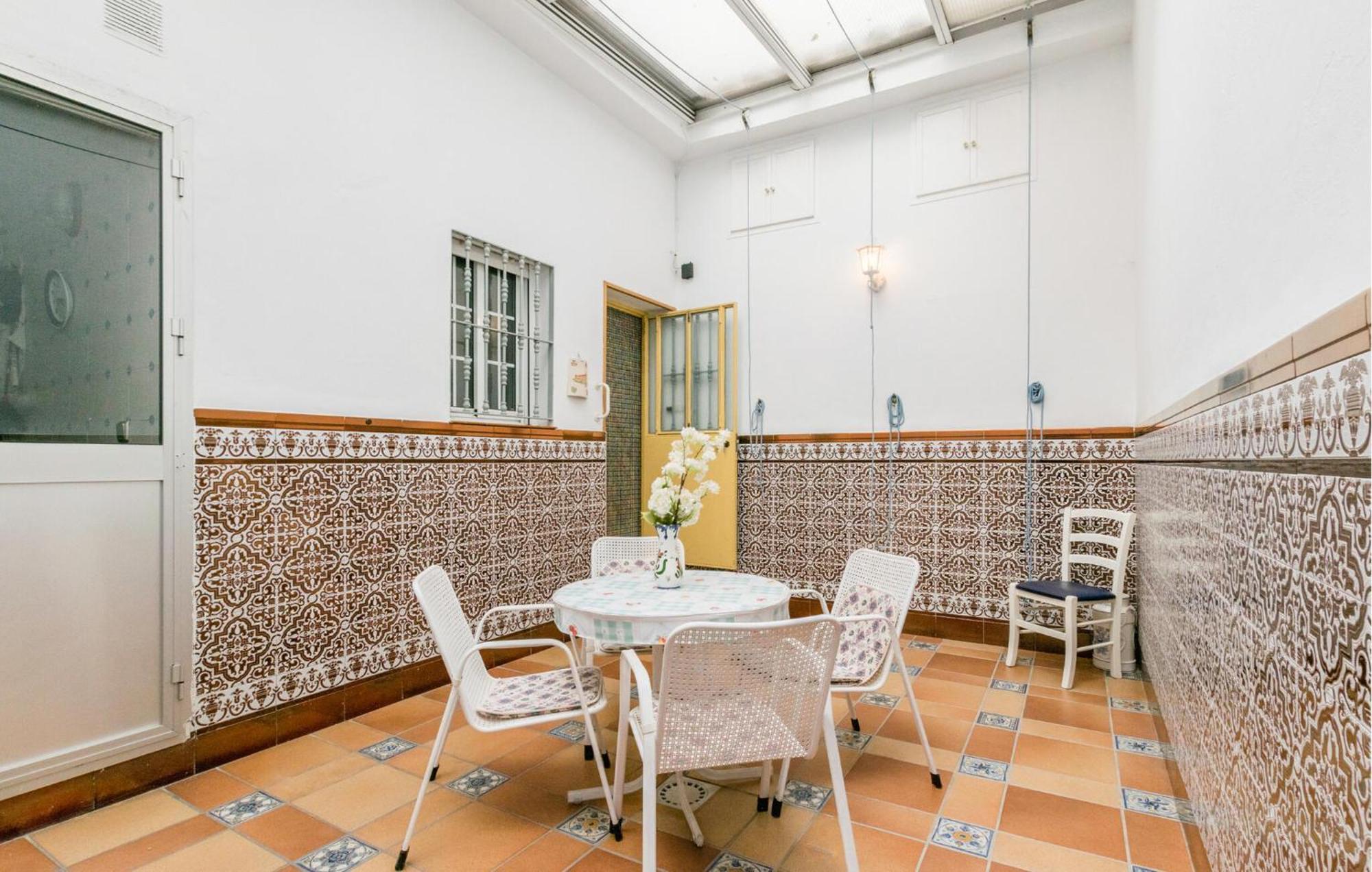 Cozy Apartment In Sevilla With Kitchen 外观 照片